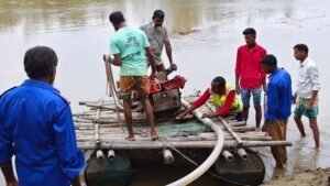 শ্রীবরদীতে অবৈধ বালু উত্তোলনের অভিযান জব্দ ২টি ড্রেজার মেশিন