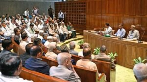 সরকারদলীয় এমপিদের সঙ্গে বৈঠকে প্রধানমন্ত্রী