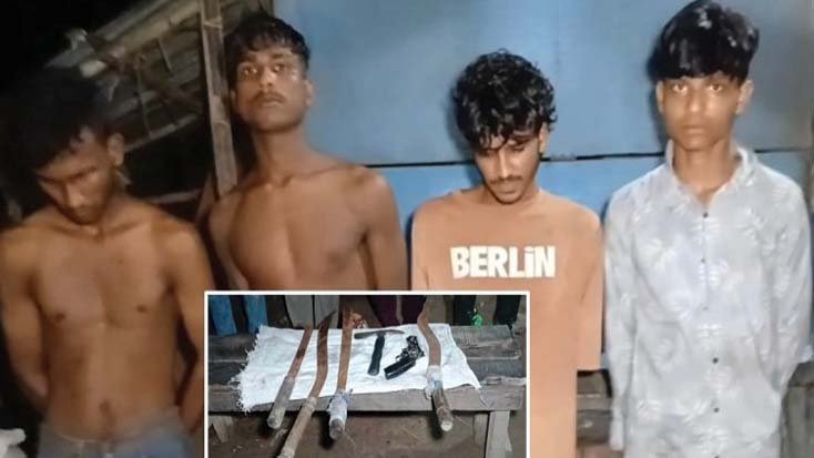 হাটহাজারীতে অস্ত্রসহ ৪ যুবককে আটক করে পুলিশ