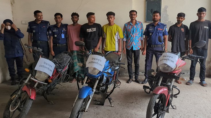 ‎মোংলায় আন্তঃজেলা চোর চক্রের ৬ সদস্য গ্রেফতার উদ্ধার ৪ মোটরসাইকেল
