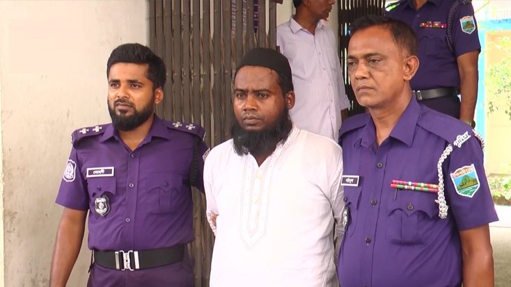 ‘জিনের বাদশা’ সেজে টেলিগ্রামে প্রতারণা, ২১ লাখ টাকা আত্মসাতকারী গ্রেফতার