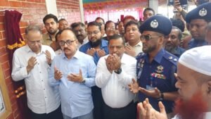 প্রশিক্ষণের মাধ্যমে তাঁতশিল্পকে বিশ্বমানে রূপান্তরই সরকারের লক্ষ্য মন্ত্রী ইকবাল হাসান টুকু
