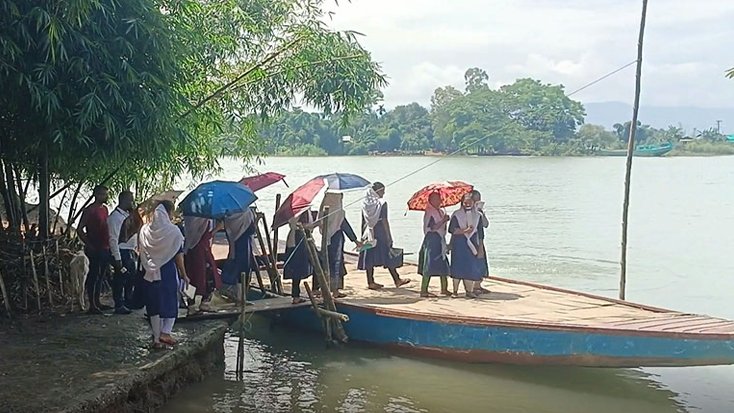 ইজারা নিয়েও তাহিরপুরের ফাজিলপুর ঘাটের সম্পূর্ণ দখল না পাওয়ার অভিযোগ