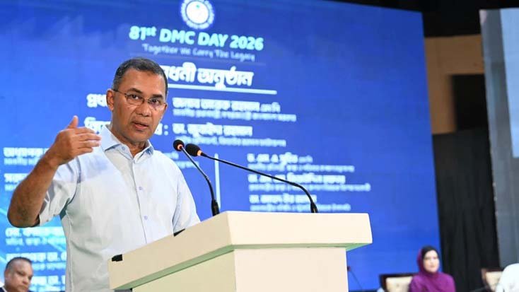 ইন্টার্নদের হাত ধরেই চিকিৎসায় বিদেশমুখিতা বন্ধ হবে প্রধানমন্ত্রী