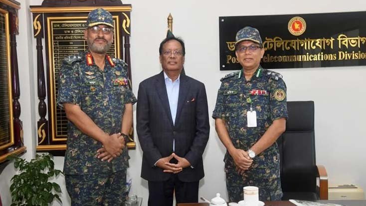 কৃত্রিম বুদ্ধিমত্তাভিত্তিক স্মার্ট প্রশাসন গড়তে তথ্যপ্রযুক্তিমন্ত্রীর সহযোগিতার আশ্বাস