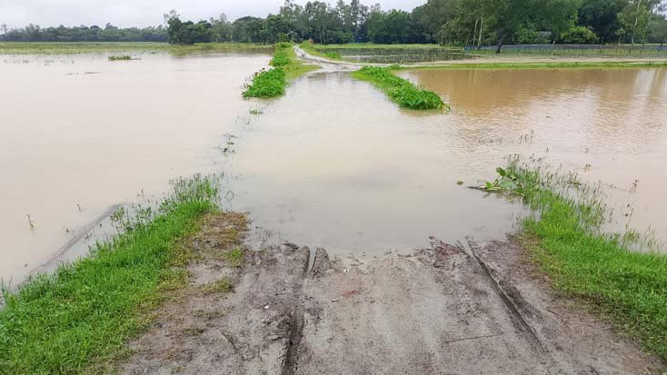 ঘাগড়া গ্রামে প্রায় ৩ যুগেরও বেশি উন্নয়নের ছোঁয়া নেই চরম ভোগান্তিতে এলাকাবাসী