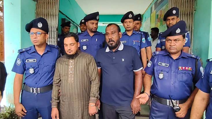 জিপে লুকিয়ে ৮০ হাজার ইয়াবাসহ দুই মাদক কারবারি গ্রেফতার