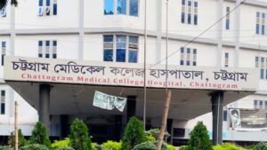 বোয়ালখালীতে লবণ কারখানায় আগুন, দগ্ধ ১০