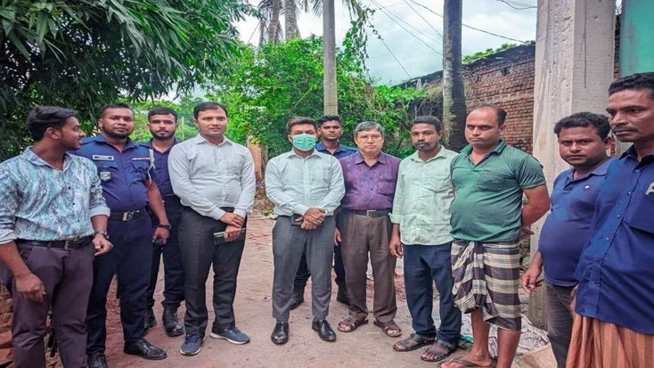 সাতক্ষীরায় ভোক্তা অধিকারের অভিযানে দুধ ভান্ডার কে এক লাখ টাকা জরিমানা