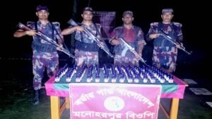 ​সীমান্ত এলাকায় বিজিবির অভিযানে ভারতীয় এস্কাফ সিরাপ জব্দ