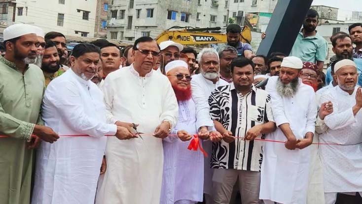 কামরাঙ্গীরচরের ঐতিহ্যবাহী লোহার ব্রিজ সংস্কার শেষে উদ্বোধন