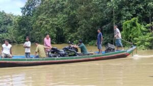 দীঘিনালায় তৃতীয় দফায় বন্যা, পানিবন্দি শতাধিক পরিবার